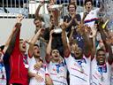 Lyon win Super Cup