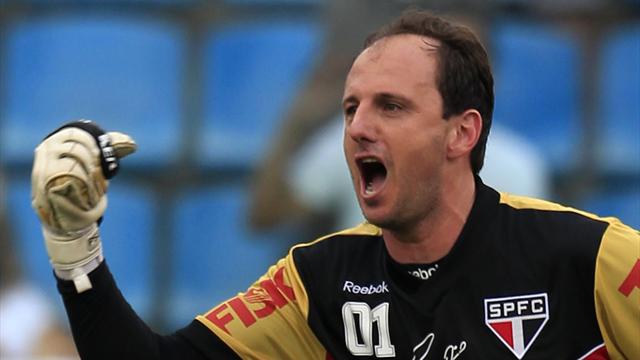 Sao Paulo rampant as Rogerio Ceni returns