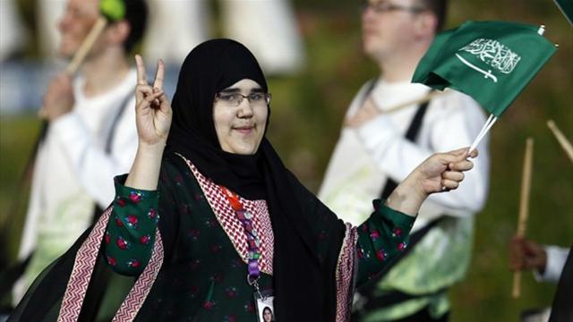 Saudi's first woman bows out after symbolic show