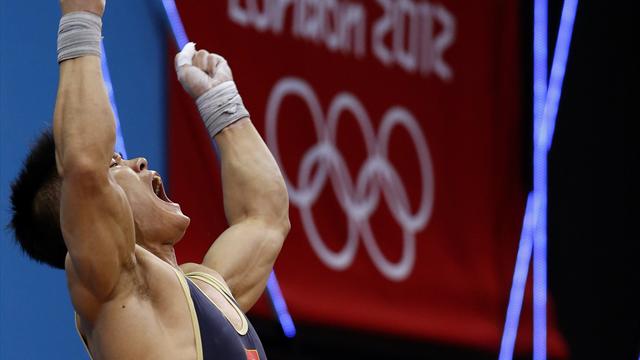 Two world records and gold for Xiaojun at Olympics