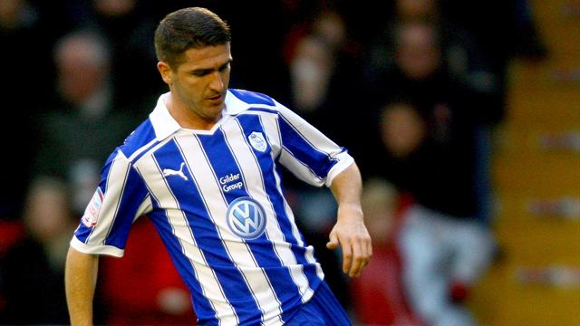 MK Dons land Lowe
