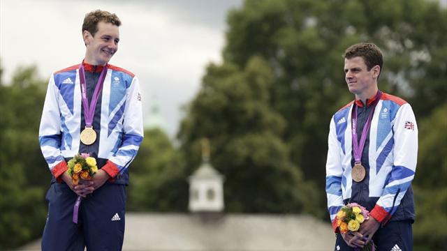 No Brownlee plans to cross line together