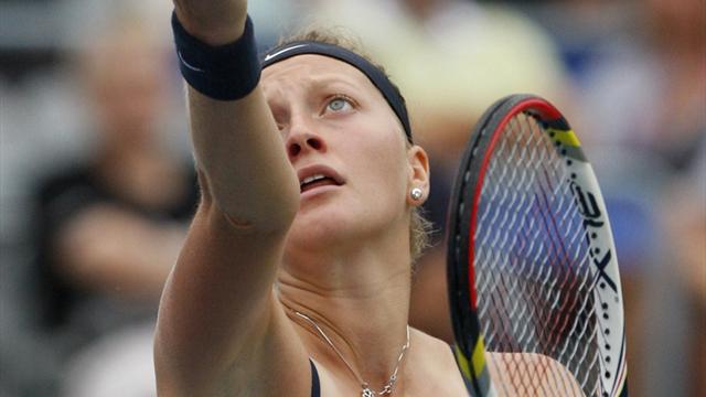 Kvitova cruises in rainy Montreal, Azarenka withdraws