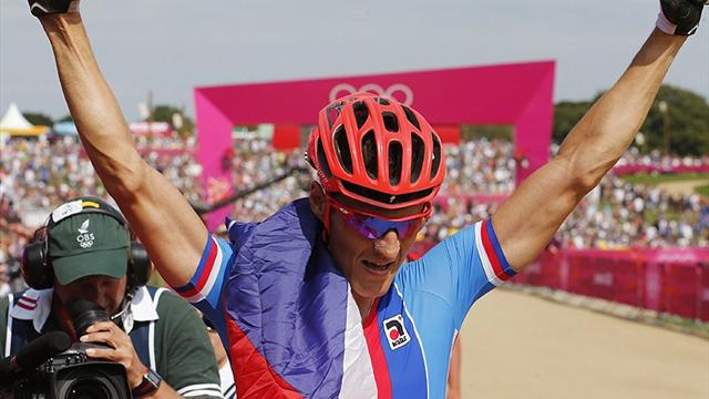 Absalon crashes as Kulhavy wins Olympic mountain bike gold