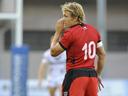 Toulon storm to top 