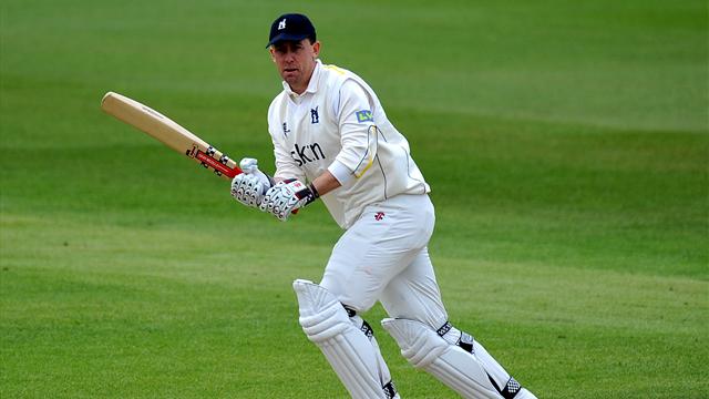 Clarke penalised by ECB - Cricket