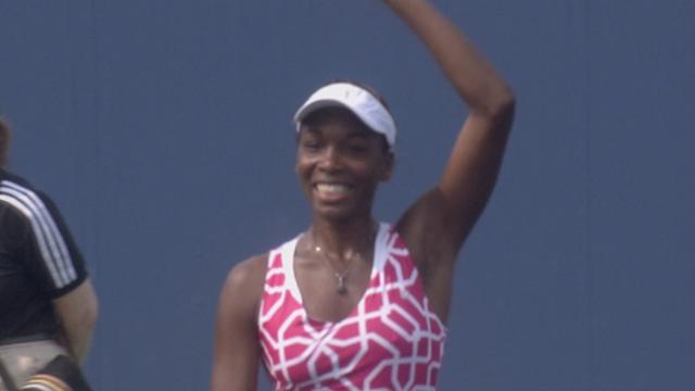 Williams sisters on course - Tennis