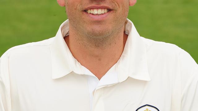 Durston leads Derbyshire recovery