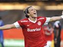Forlan and Seedorf on target in Brazil