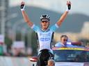 Martin takes lead in Beijing with stage victory