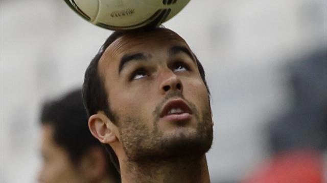 Donovan left out of U.S. World Cup squad