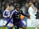 Mbokani keeps Anderlecht's European dreams alive
