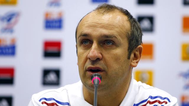 Saint-André: "Qu'ils pensent chaque matin à l'équipe de France"