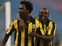 Vitesse drop three-goal lead to fall behind in title race