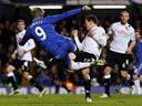 Benitez's Chelsea booed off after another draw