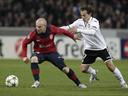 Valencia claim second spot with Lille win