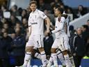 Vertonghen strike sinks Swansea