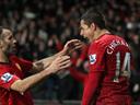 Hernandez gives Manchester United amazing win