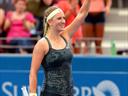 Azarenka to face Serena in Brisbane semi-finals