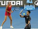 Serbia into Hopman final, injury scare for Tsonga