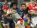 Biarritz battle for win over Agen