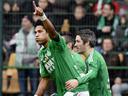 Brandao set to return for PSG clash