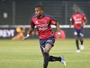 Villa announce Sylla signing