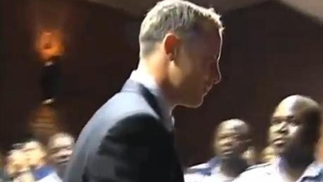Pistorius disputes Steenkamp murder charge - Athletics - Pistorius case Pistorius disputes Steenkamp murder charge - Athletics - Pistorius case