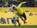 Dortmund stumble to draw at Gladbach