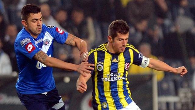 Öksüz: Emre küfür etti