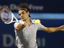 Federer drops set in Dubai opener