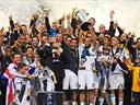Galaxy chasing three in a row in MLS