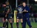 Worcester end winless run, Bath beat 14-man Gloucester