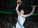 Gallinari's season ended by injury