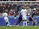 Tottenham win at Swansea to go third 
