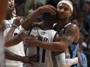 Grizzlies buck trend with win over Spurs