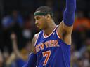 Anthony leads Knicks to 12th straight win