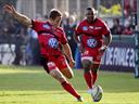 Toulon stay top after draw with Clermont
