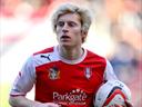 Rotherham romp to victory in promotion bid
