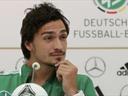 Reus hopes Hummels stays