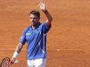 Wawrinka crushes Ferrer for Estoril title