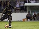 Seedorf misses penalty as Botafogo win Carioca title