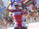 Paolini picks up pink after stage three win