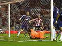 Ten-man Sunderland hold Stoke