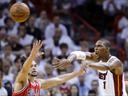 Heat respond to loss with statement win over Bulls