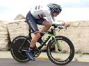 Dowsett upsets Wiggins as Nibali takes pink