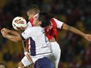 Santa Fe defy high altitude to close on Libertadores semis