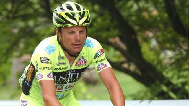 Di Luca sacked by team after testing positive for EPO