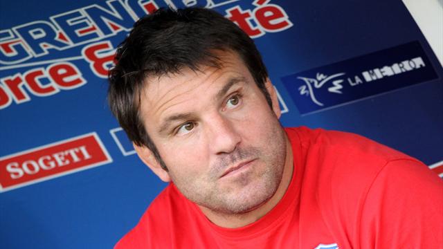 Landreau: "L'arbitre est complètement téléguidé"