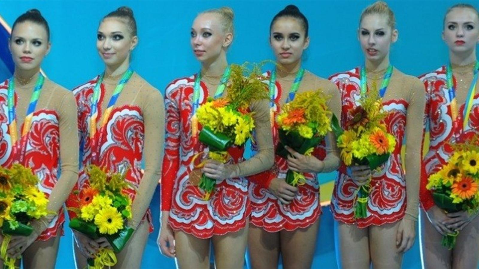 Прически для выступлений художественной гимнастики фото Прически для выступлений художественной гимнастики фото